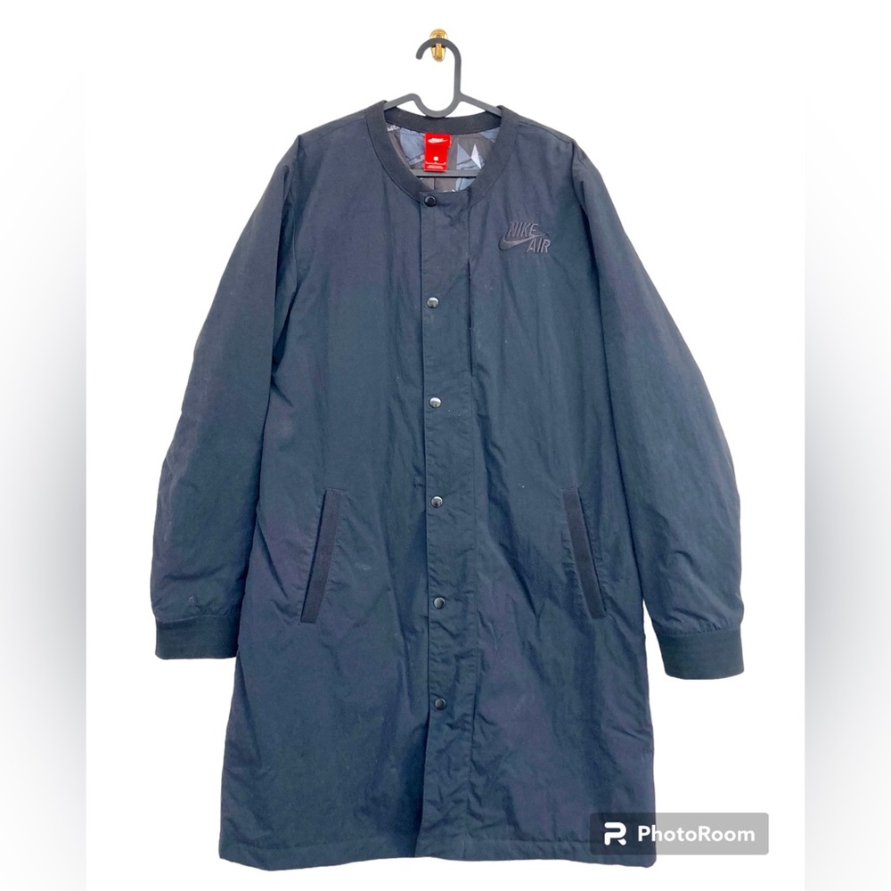 Nike Athletic Engineered Coat/ Water Resistant/ L / Black